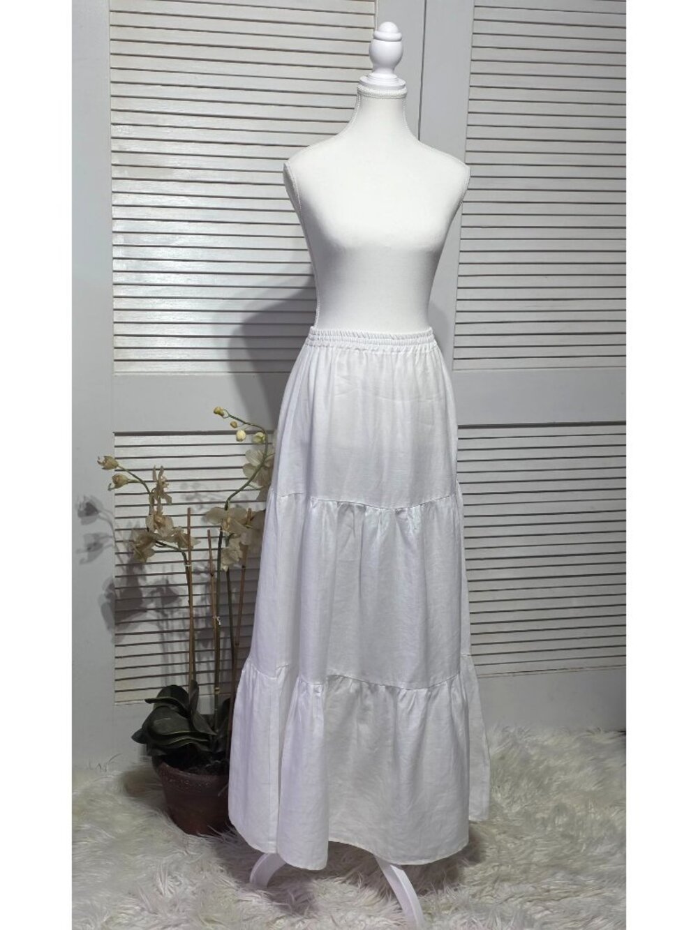 NWOT Aura Women's White Linen Tiered Elastic Waistband Maxi Skirt Size XS 3891